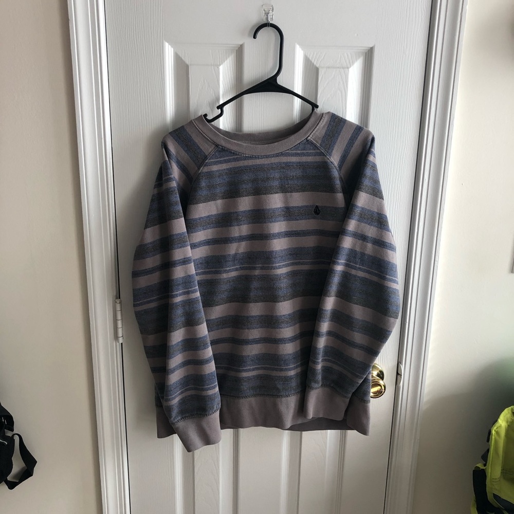 Men’s Volcom sweater